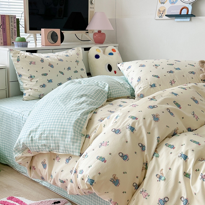 91家纺网 家纺一手货源 找家纺 昔可家纺 2023新款全棉卡通动物印花四件套 蓝色爱丽丝兔