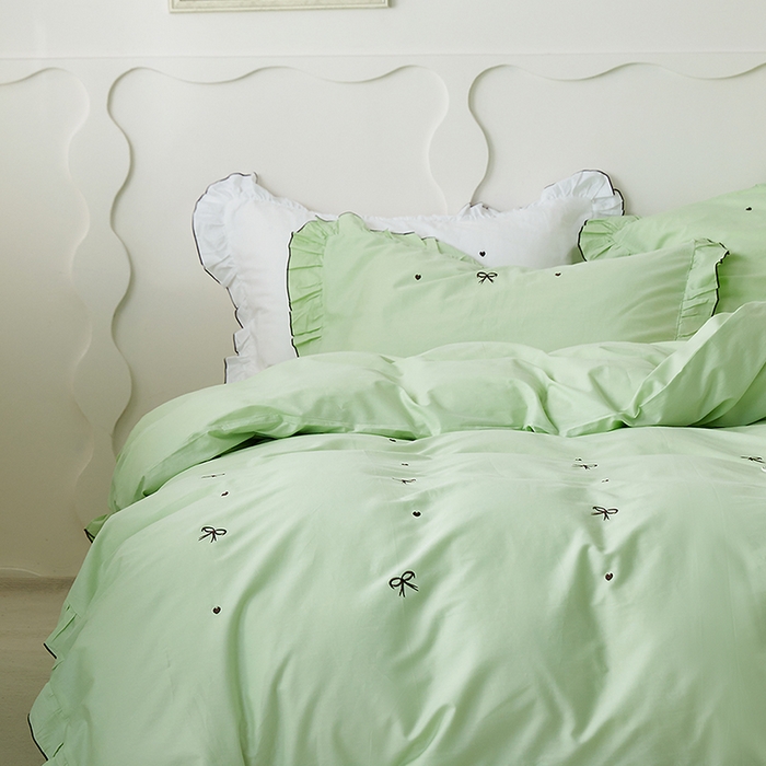 91家纺网 家纺一手货源 找家纺 梦可莱家居 2023新款韩版花边刺绣洛丽塔四件套 洛丽塔-浅绿色