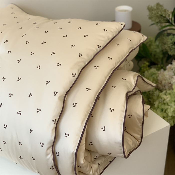 91家纺网 家纺一手货源 找家纺 汇庭 2023新款雅棉春秋被-实拍 麦芽