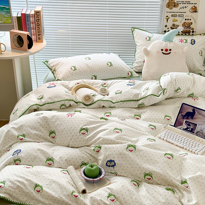 91家纺网 家纺一手货源 找家纺 2023新款全棉印花贝壳三角针四件套 网红小青蛙