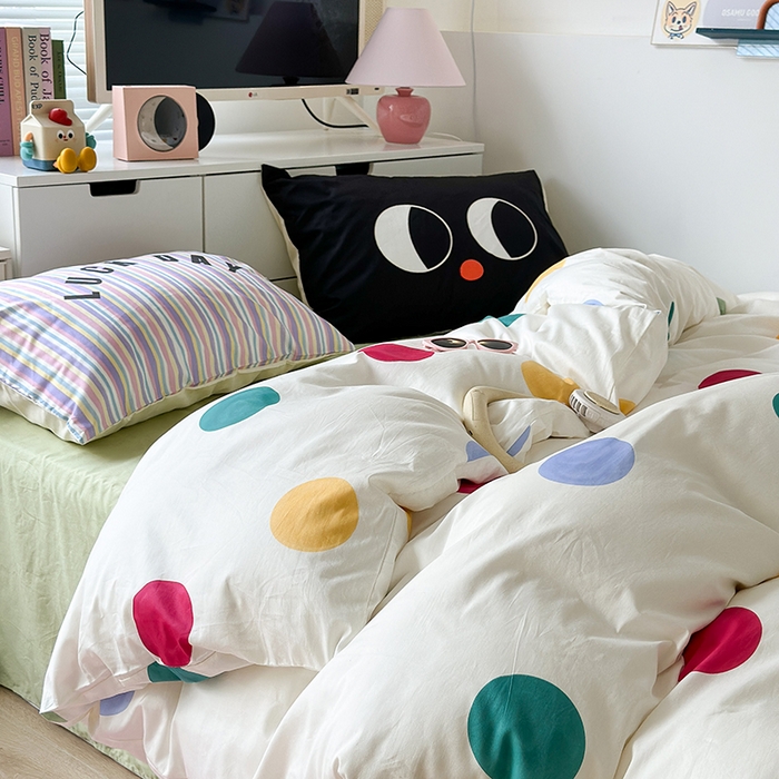 91家纺网 家纺一手货源 找家纺 昔可家纺 2023新款全棉大版数码枕套四件套 彩色波点