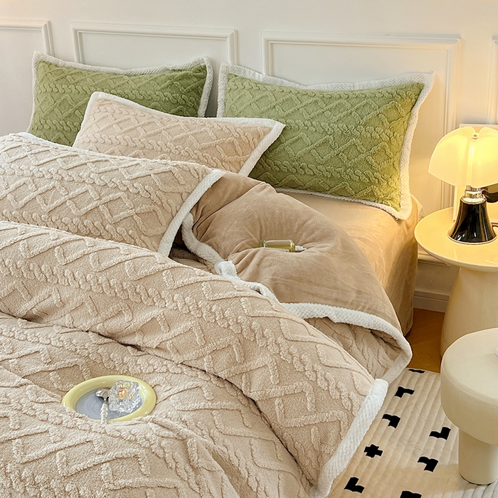 91家纺网 家纺一手货源 找家纺 贝拉梦 2023高克重加厚塔芙绒牛奶绒四件套单品 塔芙绒-燕麦