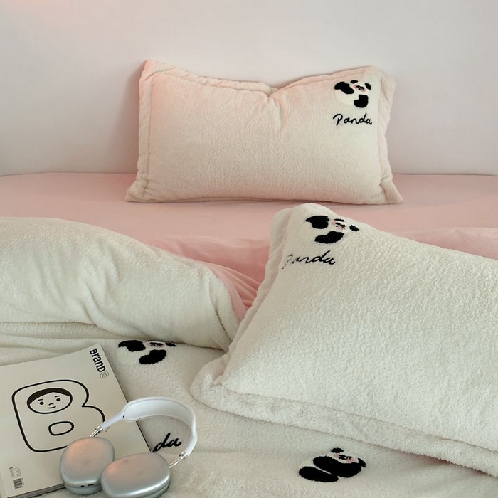 91家纺网 家纺一手货源 找家纺 （总）萝莉家纺 2023新款冬季加厚软绵绵的泰迪绒美丽绒毛巾绣牛奶绒四件套