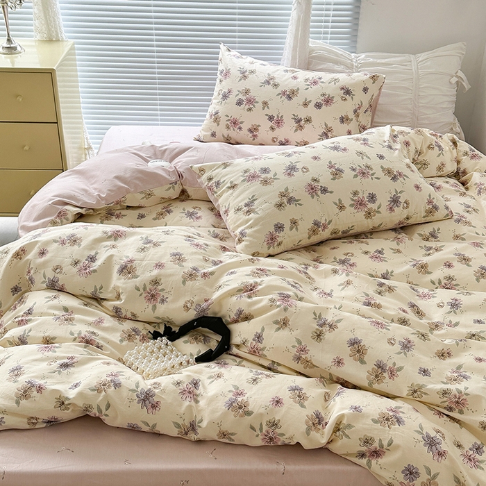 91家纺网 家纺一手货源 找家纺 昔可家纺 2023新款全棉治愈风小碎花四件套 海棠紫