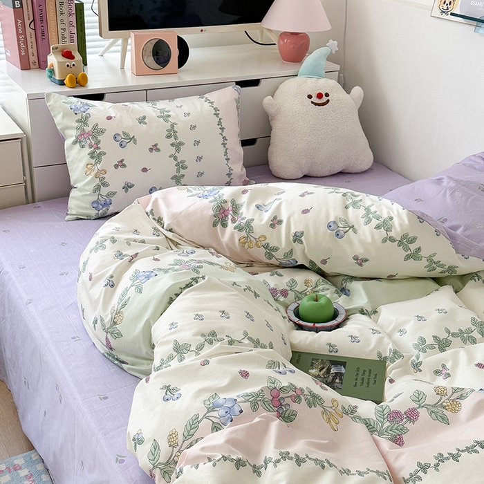 91家纺网 家纺一手货源 找家纺 昔可家纺 2023新款全棉治愈风小碎花四件套 蓝莓酱