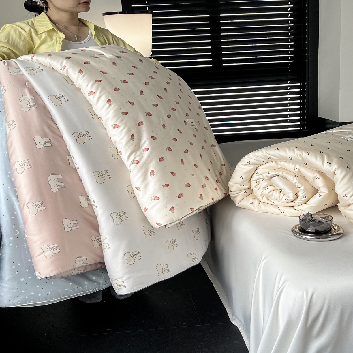 91家纺网 家纺一手货源 找家纺 汇庭 2023新款雅棉春秋被-棚拍 组合