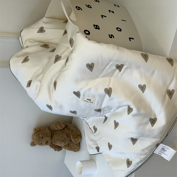 91家纺网 家纺一手货源 找家纺 汇庭 2023雅棉2.0夏被 摩卡爱心