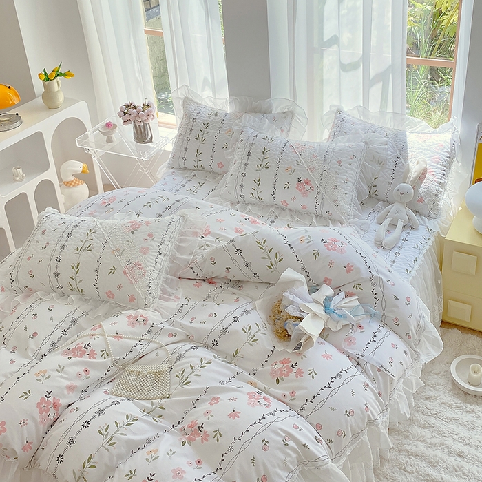 91家纺网 家纺一手货源 找家纺 罗艺轩家纺2024新款全棉蕾丝夹棉床裙忆江南系列-四件套 忆江南~清新雅韵