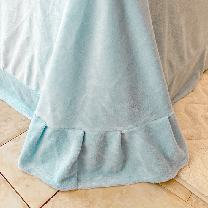 91家纺网 家纺一手货源 找家纺 玛奇朵2023新款秋冬新品5D立体雕花牛奶绒四件套 郁金香-蓝