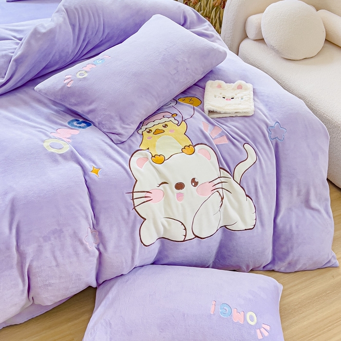 91家纺网 家纺一手货源 找家纺 米瑞娜 2024新款贴布绣牛奶绒四件套 好伙伴-紫