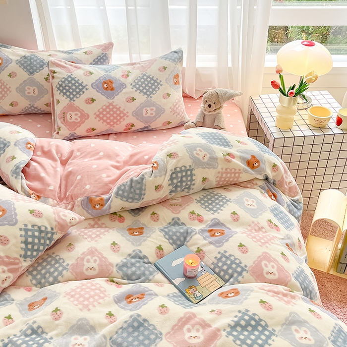 91家纺网 家纺一手货源 找家纺 桃子 2023新款ins小清新韩系可爱卡通奶油兔子加厚牛奶绒系列四件套详情第三批 绒-浣溪