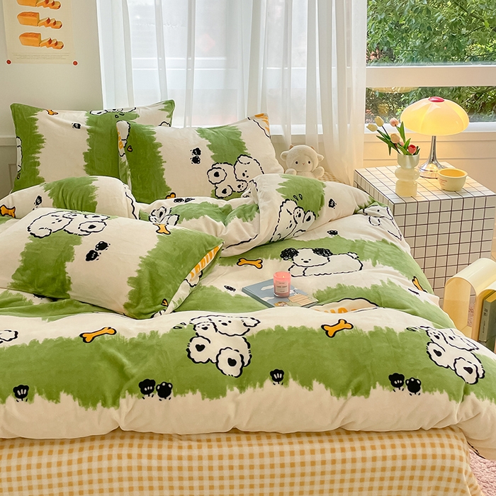 91家纺网 家纺一手货源 找家纺 桃子 2023新款ins小清新韩系可爱卡通奶油兔子加厚牛奶绒系列四件套详情第三批 绒-呆萌绿小狗