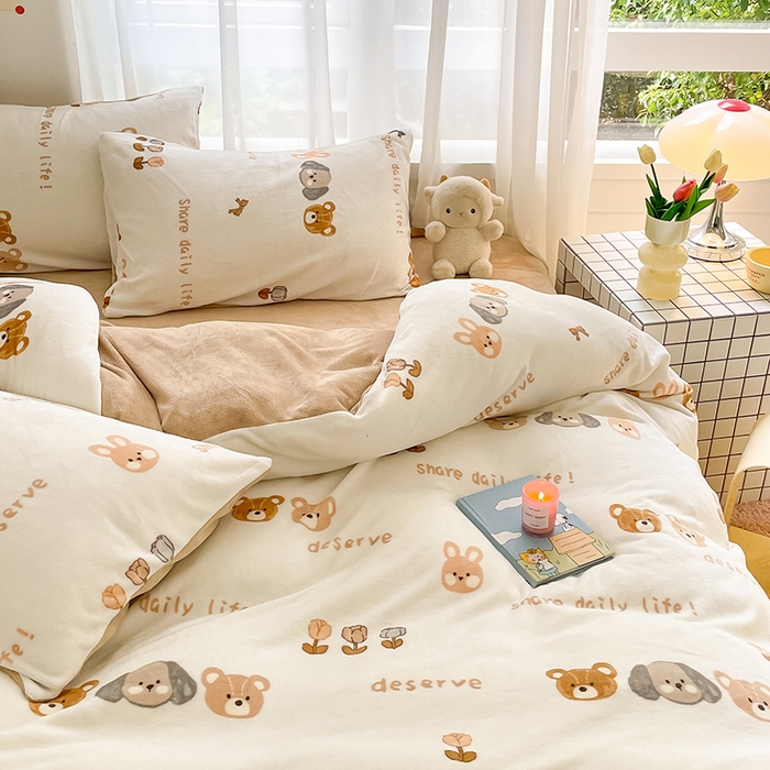 91家纺网 家纺一手货源 找家纺 桃子 2023新款ins小清新韩系可爱卡通奶油兔子加厚牛奶绒系列四件套详情第三批 绒-可妮乐园