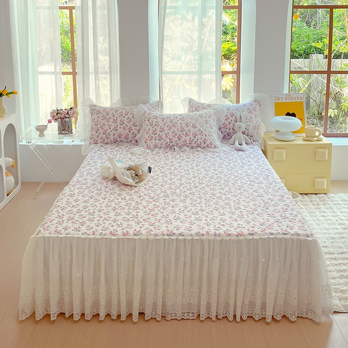 91家纺网 家纺一手货源 找家纺 罗艺轩家纺2024新款全棉蕾丝夹棉床裙忆江南系列-床裙三件套 忆江南~摇曳花开