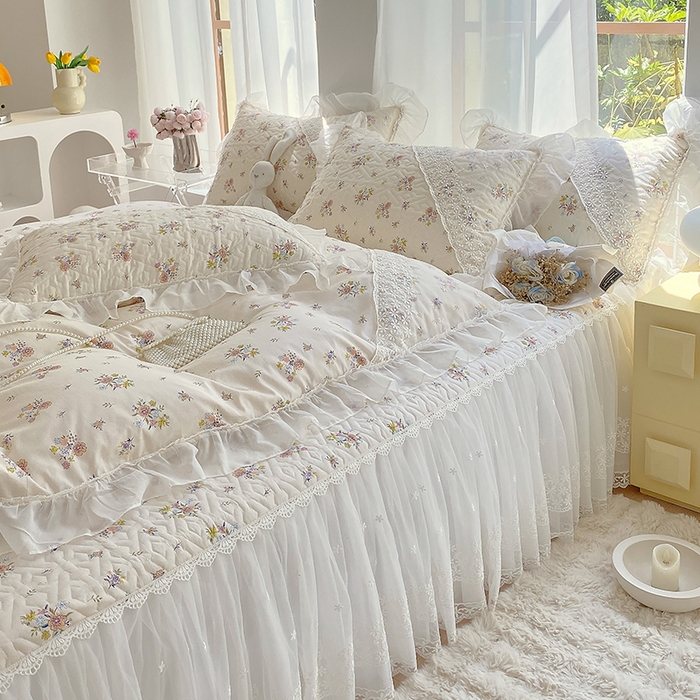 91家纺网 家纺一手货源 找家纺 罗艺轩家纺2024新款全棉蕾丝夹棉床裙忆江南系列-四件套 忆江南~清韵幽香