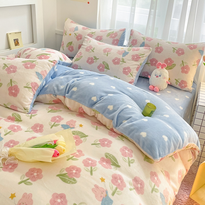 91家纺网 家纺一手货源 找家纺 桃子 2023新款ins小清新韩系可爱卡通奶油兔子加厚牛奶绒系列四件套详情第三批 绒-菲菲花园