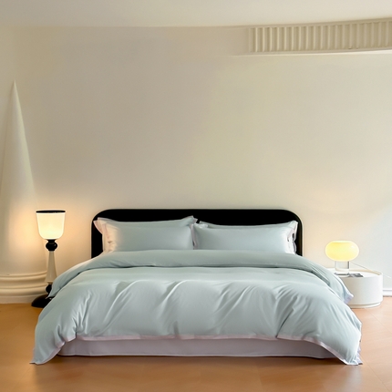 91家纺网 家纺一手货源 找家纺 618家纺2023新款180支长绒棉高支贡缎四件套 安迪-湖光蓝浅紫