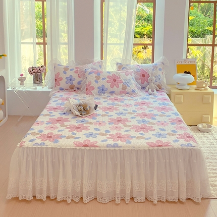 91家纺网 家纺一手货源 找家纺 （总）罗艺轩家纺2024新款全棉蕾丝夹棉床裙忆江南系列-床裙三件套