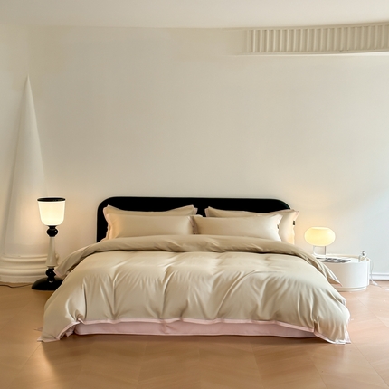 91家纺网 家纺一手货源 找家纺 618家纺2023新款180支长绒棉高支贡缎四件套 安迪-卡其粉玉