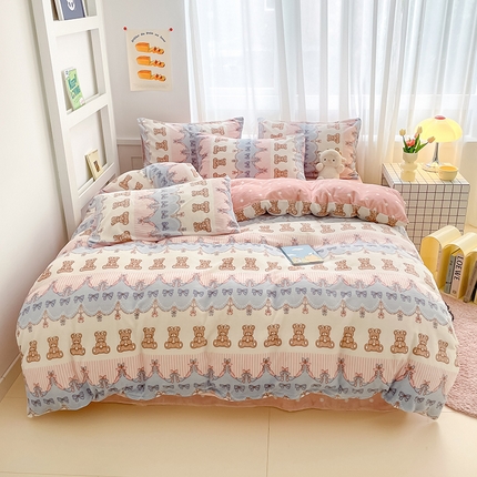 91家纺网 家纺一手货源 找家纺 桃子 2023新款ins小清新韩系可爱卡通奶油兔子加厚牛奶绒系列四件套详情第三批 绒-甜甜小熊
