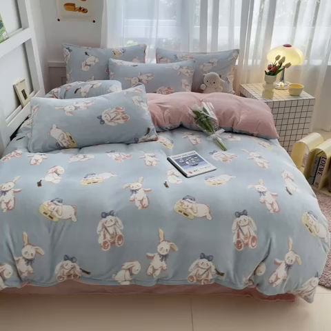 91家纺网 家纺一手货源 找家纺 桃子 2023新款ins小清新韩系可爱卡通奶油兔子加厚牛奶绒系列四件套详情第三批 绒-菲比兔