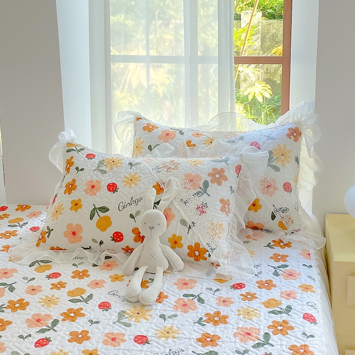 91家纺网 家纺一手货源 找家纺 罗艺轩家纺2024新款全棉蕾丝夹棉床裙忆江南系列-床裙三件套 忆江南~春意