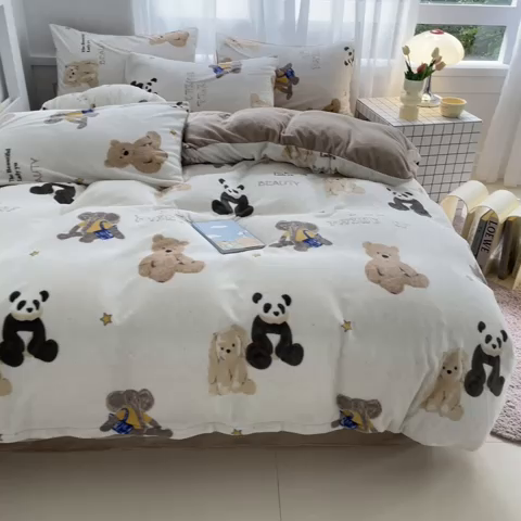 91家纺网 家纺一手货源 找家纺 桃子 2023新款ins小清新韩系可爱卡通奶油兔子加厚牛奶绒系列四件套详情第三批 绒-口袋萌宠