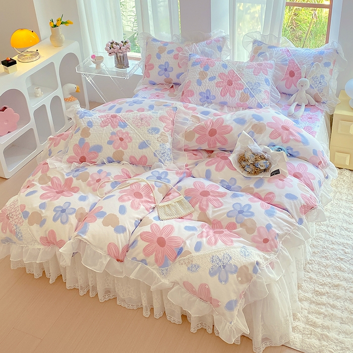 91家纺网 家纺一手货源 找家纺 罗艺轩家纺2024新款全棉蕾丝夹棉床裙忆江南系列-四件套 忆江南~梦境之旅