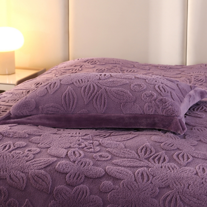 91家纺网 家纺一手货源 找家纺 代芙 2024新款高克重电商直播爆款11斤提花兔毛绒牛奶绒四件套 清雅-紫