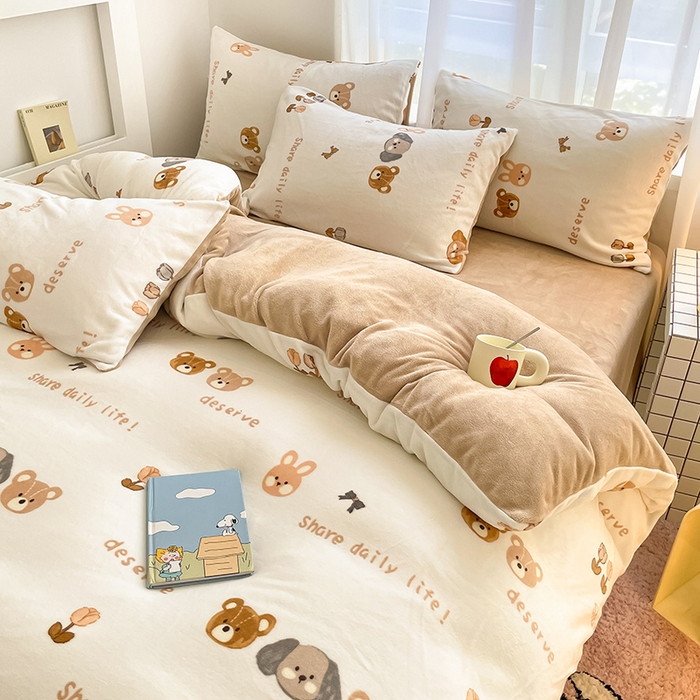 91家纺网 家纺一手货源 找家纺 桃子 2023新款ins小清新韩系可爱卡通奶油兔子加厚牛奶绒系列四件套详情第三批 绒-可妮乐园