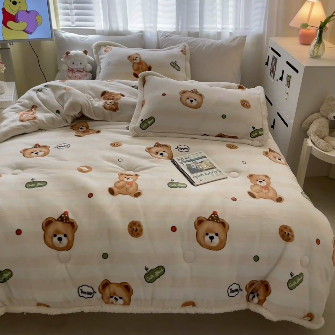 91家纺网 家纺一手货源 找家纺 大彩家居 2023新款高克重牛奶绒冬被四件套 圣诞熊