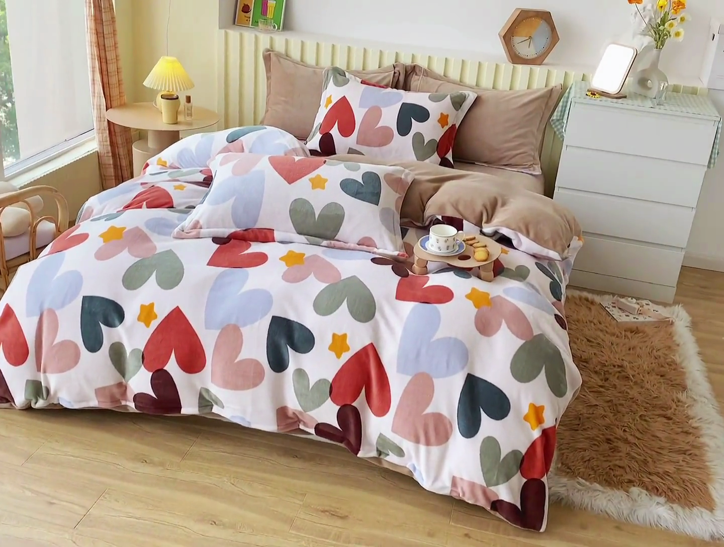 91家纺网 家纺一手货源 找家纺 呗旺鹿 2023新款高克重加厚印花牛奶绒四件套直播 博爱