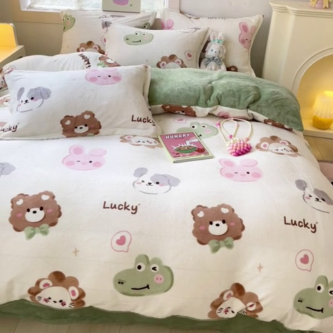 91家纺网 家纺一手货源 找家纺 柒月家居 2023新款小清新法莱绒四件套 动物世界