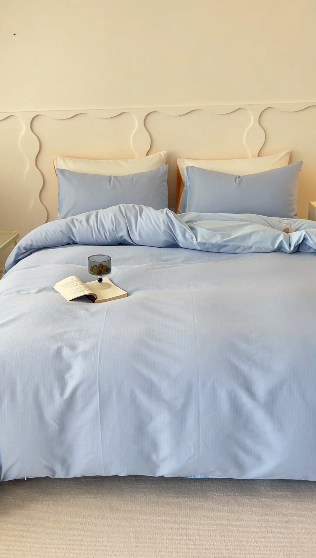 91家纺网 家纺一手货源 找家纺 简宜家居（朝初家纺） 2023新款全棉贡缎提花系列四件套 绅士-天蓝