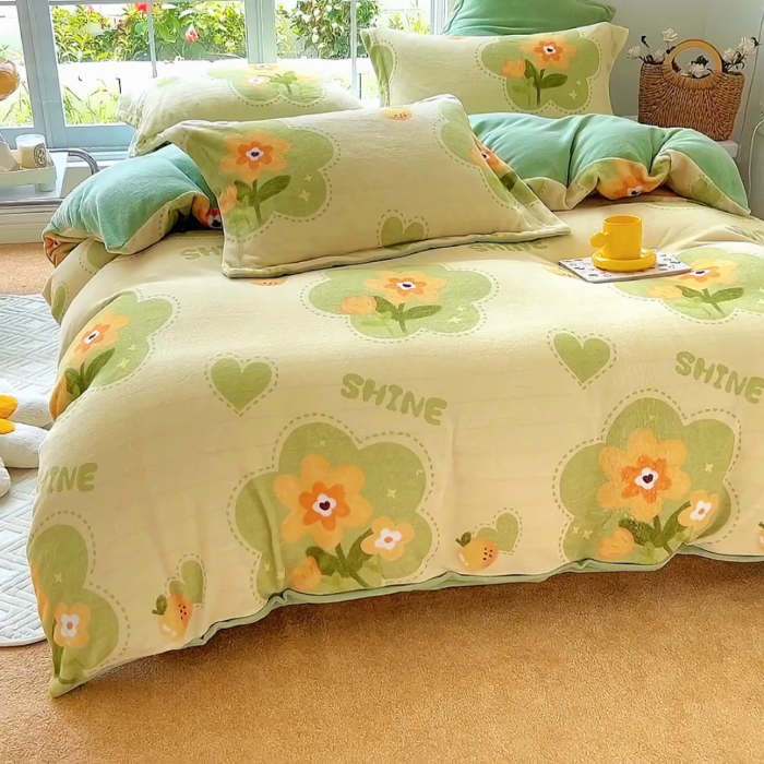 91家纺网 家纺一手货源 找家纺 呗旺鹿 2023新款高克重加厚印花牛奶绒四件套直播 绿颜