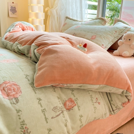 91家纺网 家纺一手货源 找家纺 （总）暮思家居 2023新款高克重小清新牛奶绒四件套