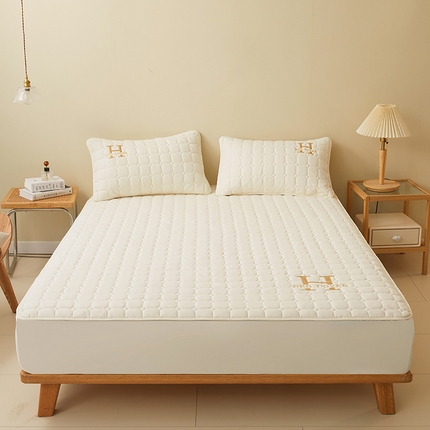 91家纺网 家纺一手货源 找家纺 （总）居眠2023新款原棉H标刺绣大豆床笠