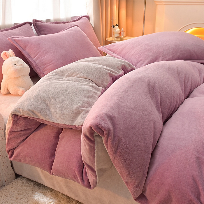91家纺网 家纺一手货源 找家纺 简爱2025新款纯色双拼牛奶绒四件套被套（跑量款）直播 优雅紫灰