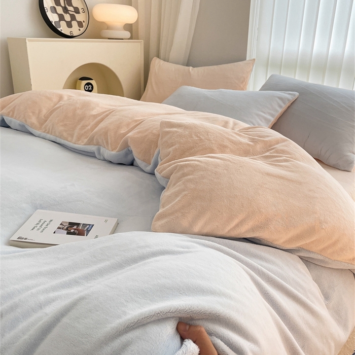 91家纺网 家纺一手货源 找家纺 古吉梦 2023新款牛奶绒纯色双拼（跑量款）四件套 尼罗兰+香蕉玉