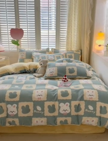 91家纺网 家纺一手货源 找家纺 古吉梦 2023新增牛奶绒印花（跑量款） 棋盘格兔