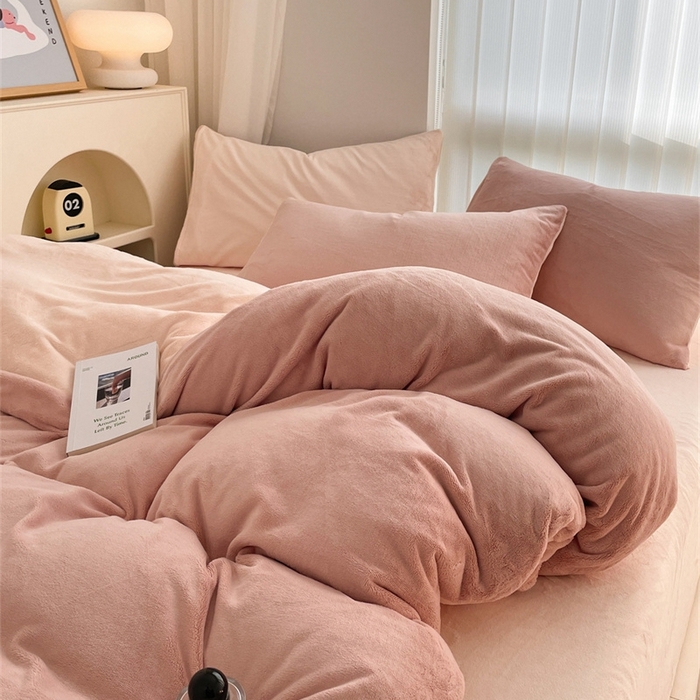 91家纺网 家纺一手货源 找家纺 古吉梦 2023新款牛奶绒纯色双拼（跑量款）四件套 可可粉+香蕉玉