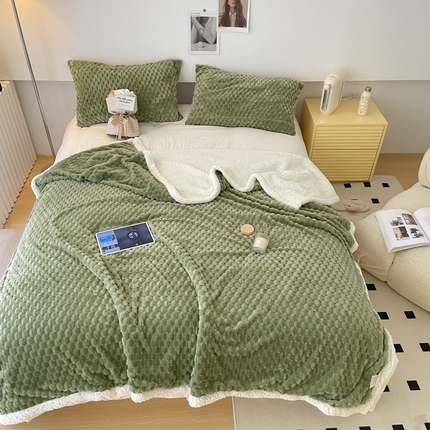 沐慕 2023新款纯色简约龟背绒拼羊羔绒毛毯 抹茶绿