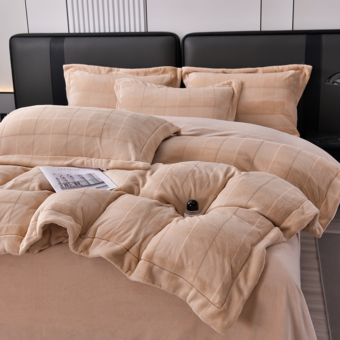 91家纺网 家纺一手货源 找家纺 席之家 2023新款加厚保暖立体剪花方格兔毛绒四件套-简爱款方格-浅驼