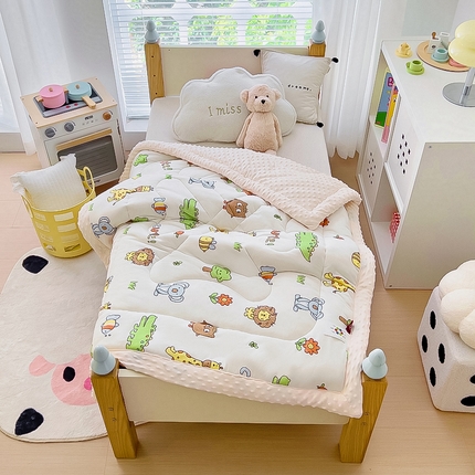 91家纺网 家纺一手货源 找家纺 （总）嗨生活 2023年新款针织棉豆豆被儿童被单人被幼儿园被子
