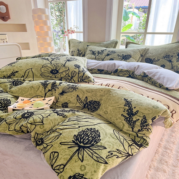 91家纺网 家纺一手货源 找家纺 妖妖家纺 2023新款牛奶绒四件套 奇谷花