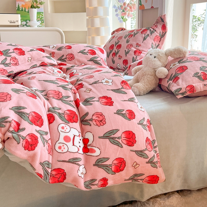 91家纺网 家纺一手货源 找家纺 妖妖家纺 2023新款牛奶绒四件套 花朵兔