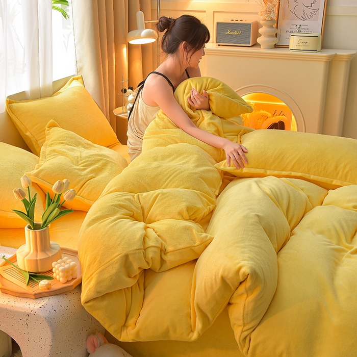 91家纺网 家纺一手货源 找家纺 简爱2025新款纯色双拼牛奶绒四件套被套（跑量款）直播 柠檬黄