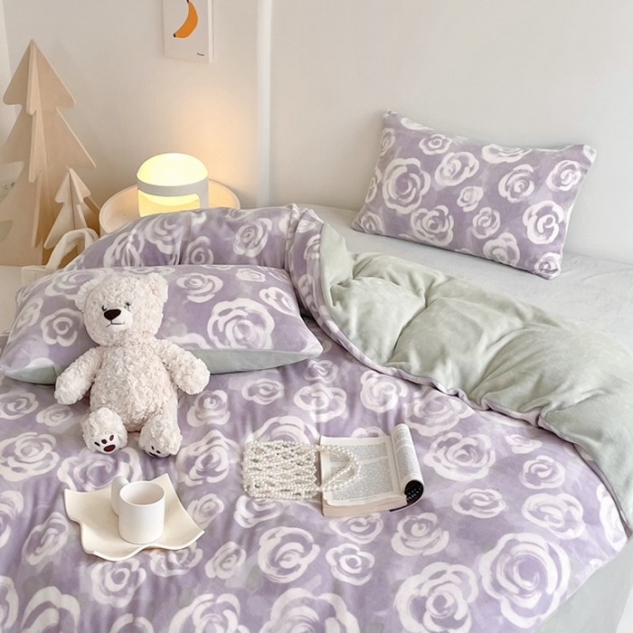 91家纺网 家纺一手货源 找家纺 潘朵拉 2023新款秋冬ins韩系牛奶绒印花四件套 紫玫瑰