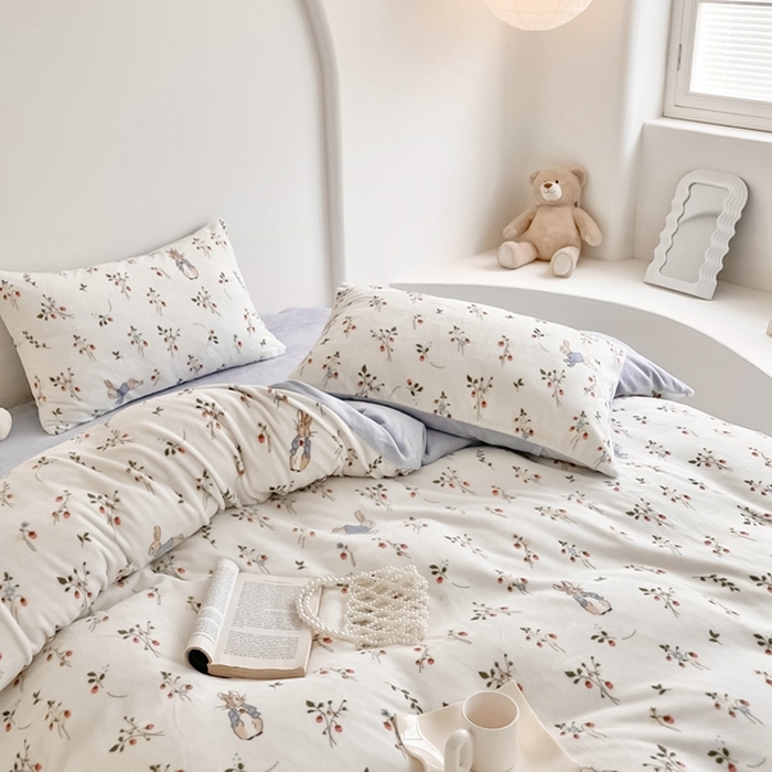 91家纺网 家纺一手货源 找家纺 潘朵拉 2023新款秋冬ins韩系牛奶绒印花四件套 枝叶小兔