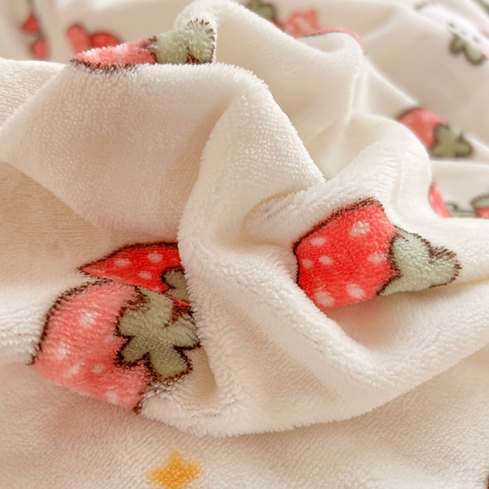 91家纺网 家纺一手货源 找家纺 妖妖家纺 2023新款牛奶绒四件套 草莓兔